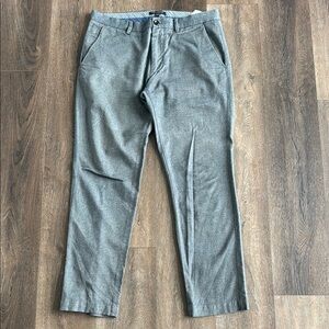 Banana Republic Kentfield Pants, men’s size 33/30. Blue and cream in color.